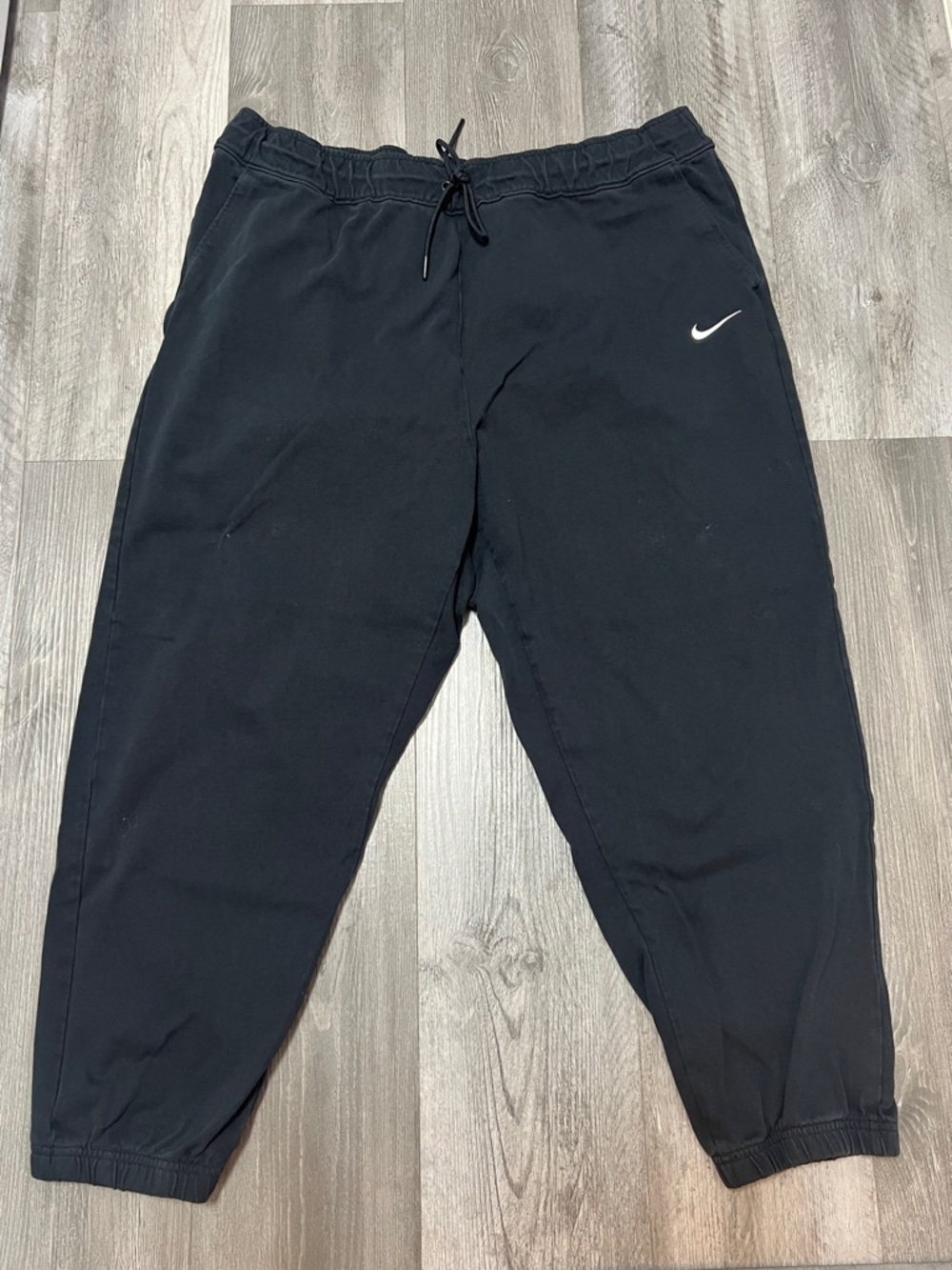 Nike woman’s Jogger Pants with embroidered  Nike Swoosh /black / Size 2X